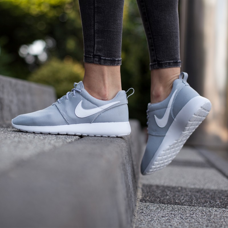 Nike Roshe Run W Dwoch Odslonach Ebutysportowe Pl